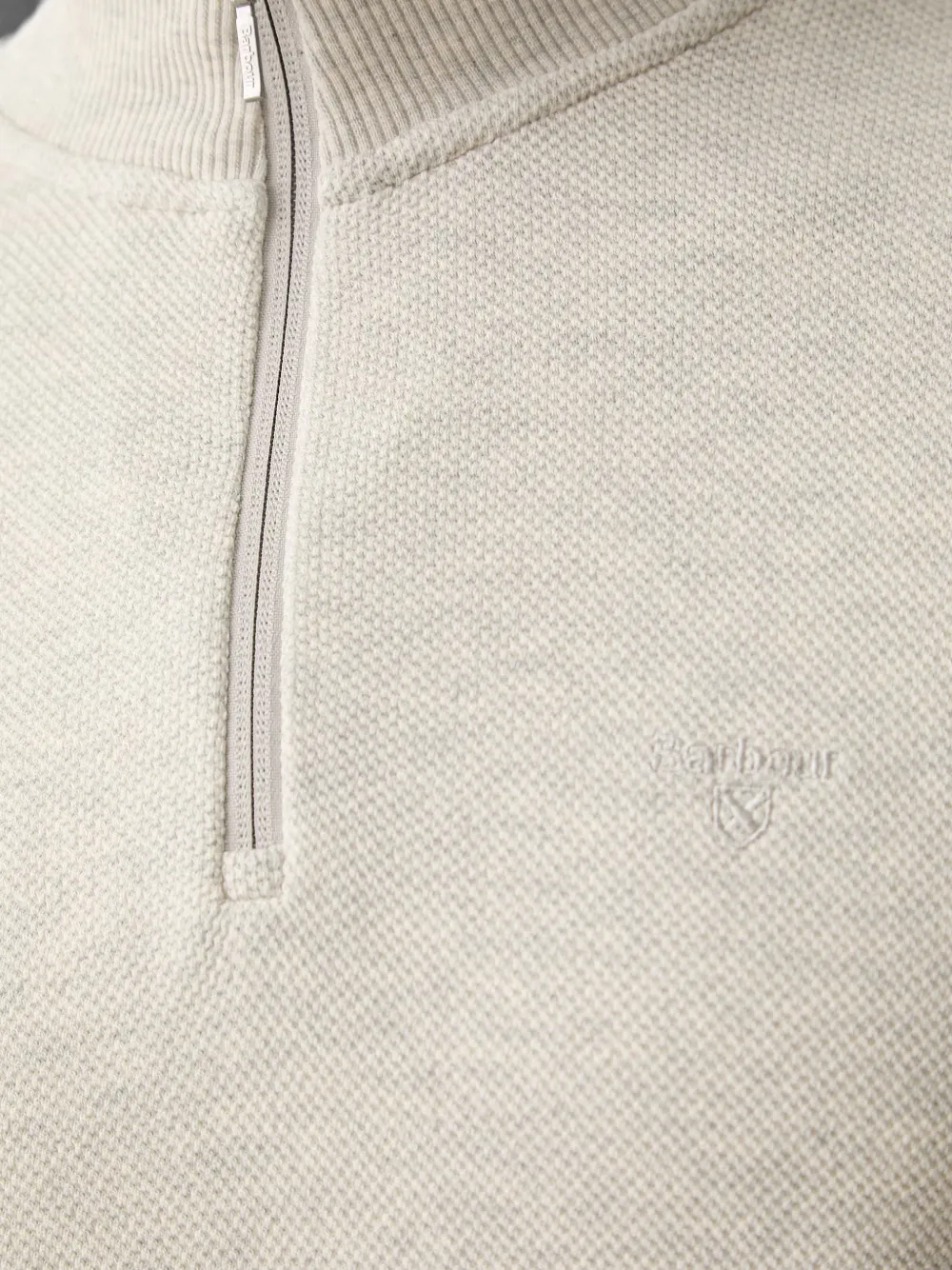 Barbour Ravensworth sweater met geborduurd logo en kwartrits Beige