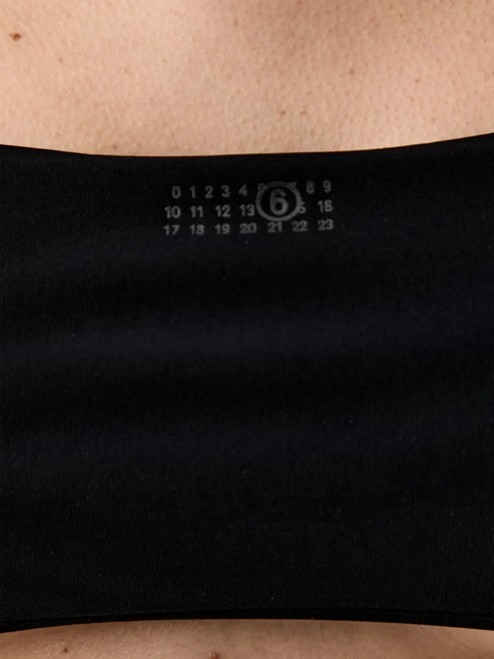 MM6 Maison Margiela Bikini met coupenaad-detail Zwart