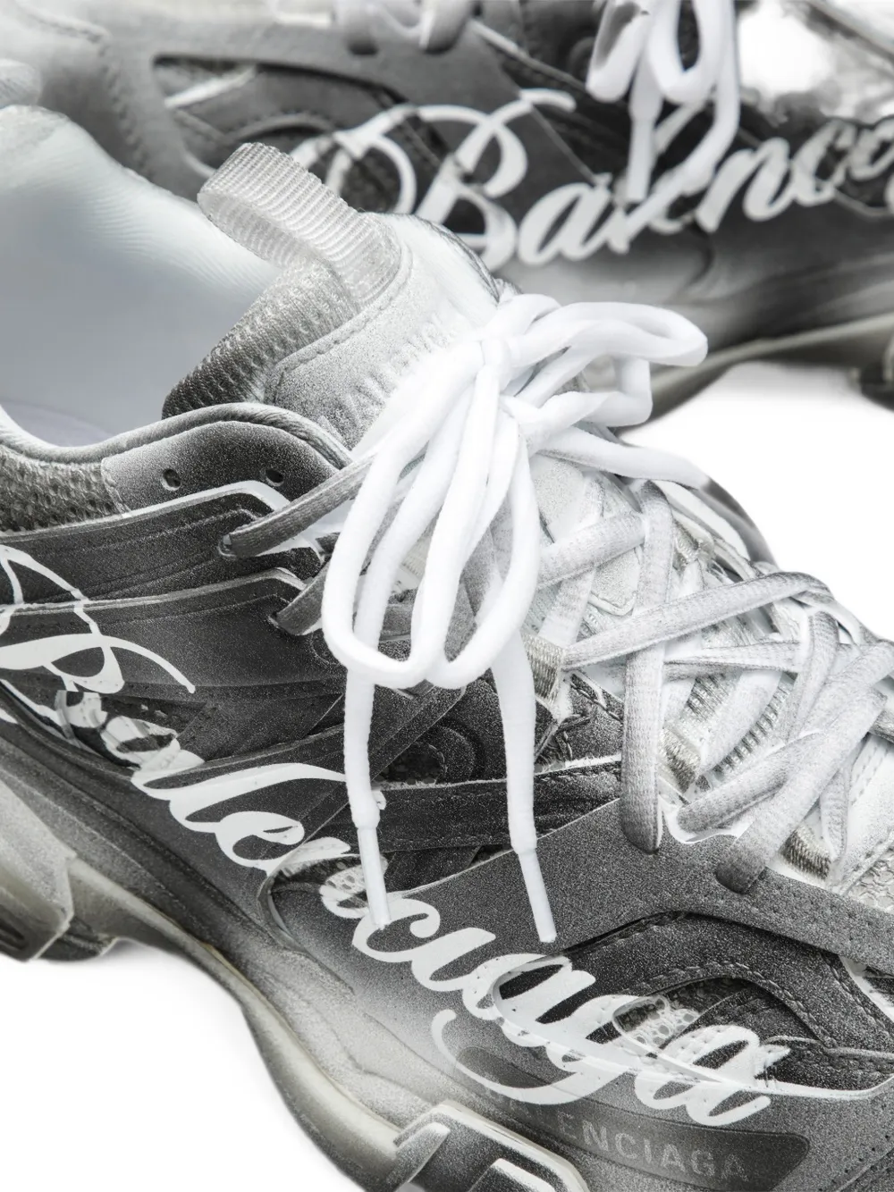 Balenciaga Track panelled sneakers Zwart