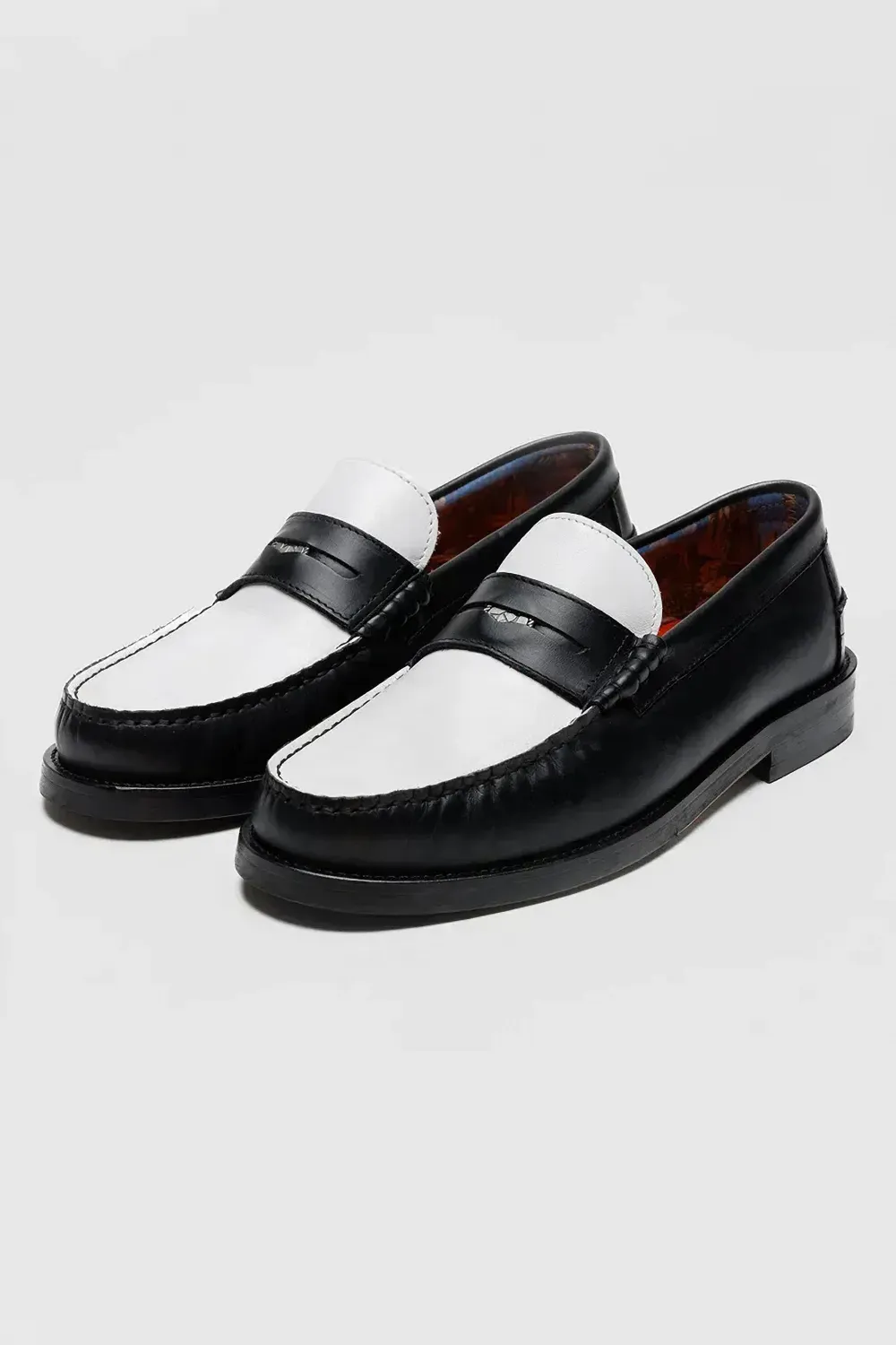 NAKED WOLFE Riviera calf leather loafers Zwart