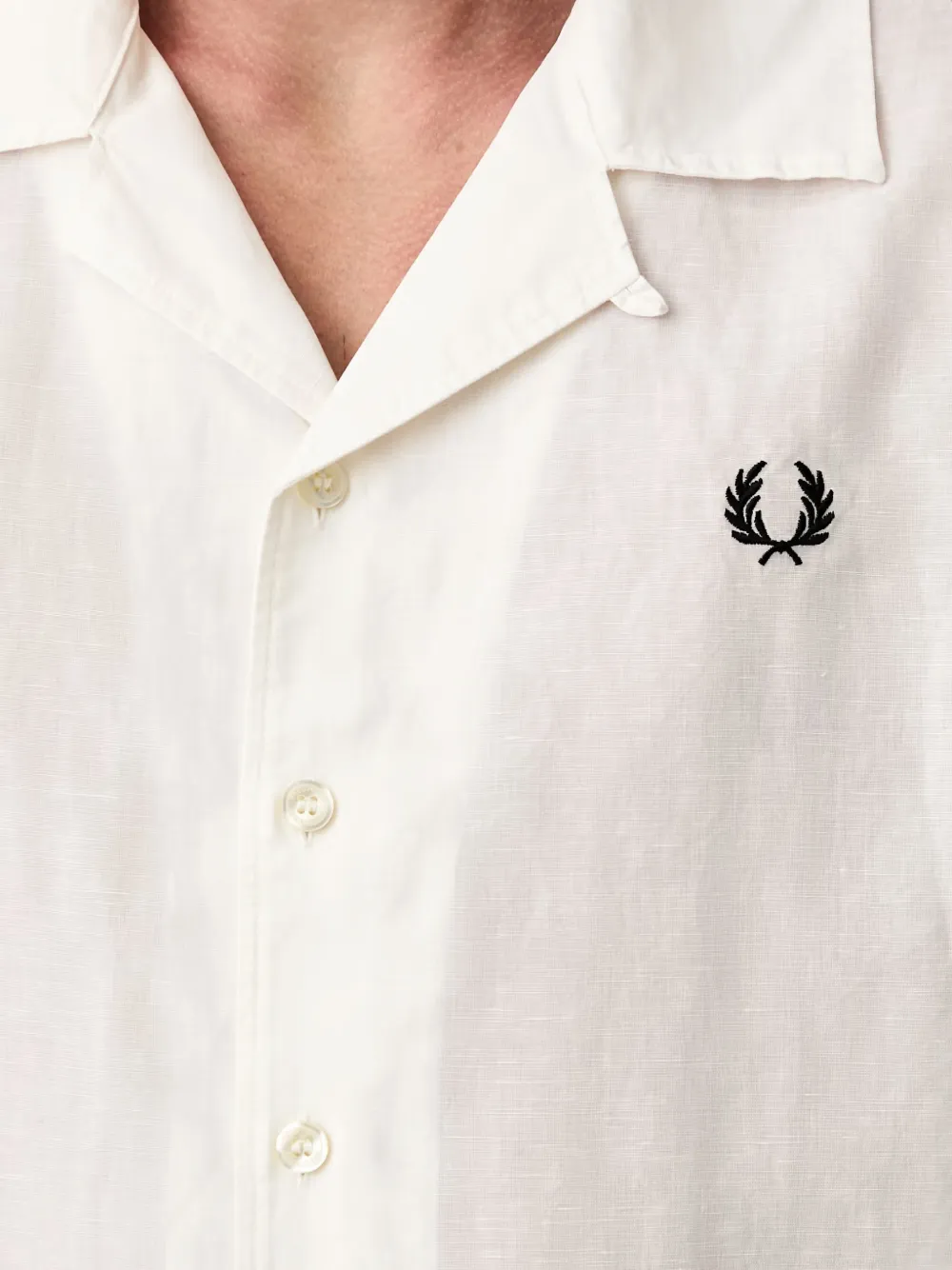 Fred Perry Overhemd met campkraag en geborduurd logo Beige