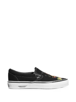 Vans LX Classic Slip-On 98 Studded Sneakers | Black | FARFETCH