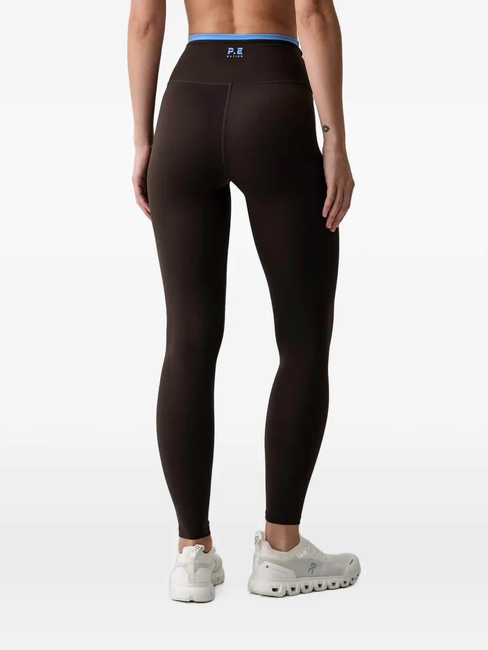 P.E Nation Vita high waist legging met logoprint Bruin