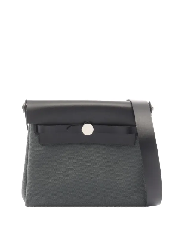 Hermès Pre-owned 2025 Military Toile and Vache Hunter Herbag Zip 20 Crossbody Bag in Green