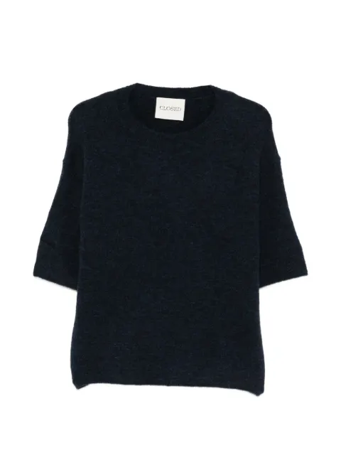 Closed short-sleeve crew-neck sweater