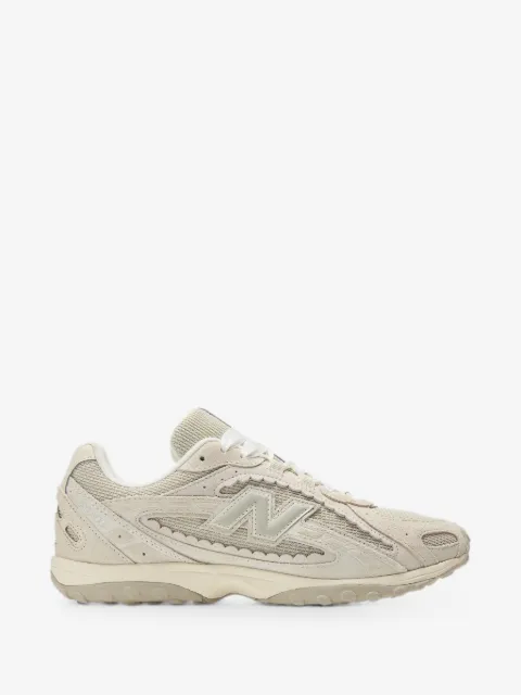 New Balance 204L suede-panelled sneakers