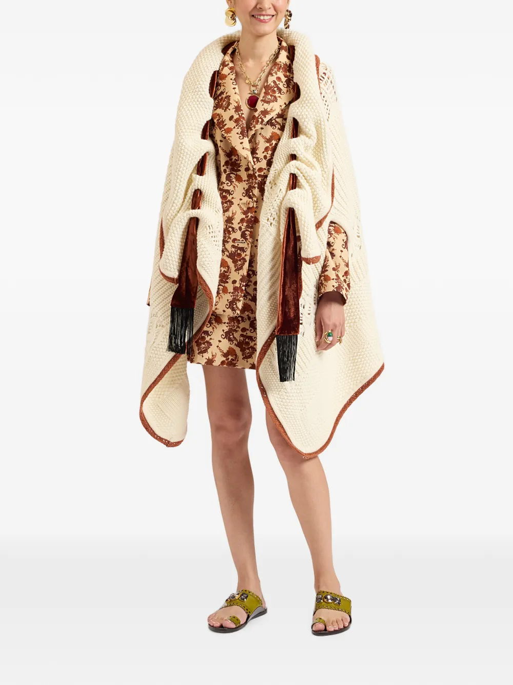La DoubleJ Weaver grofgebreide cape Beige