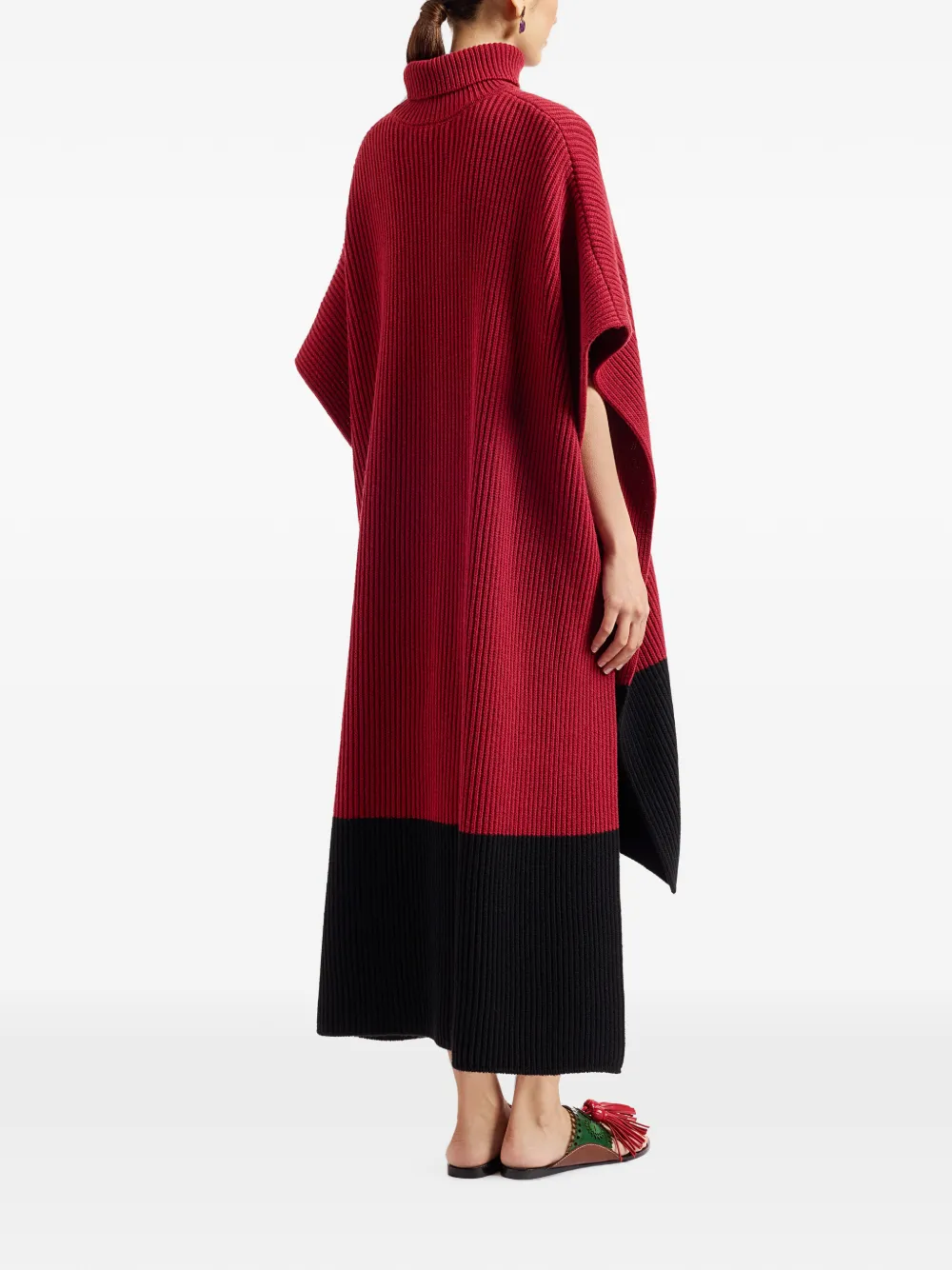 La DoubleJ Make An Entrance tweekleurige cape Rood
