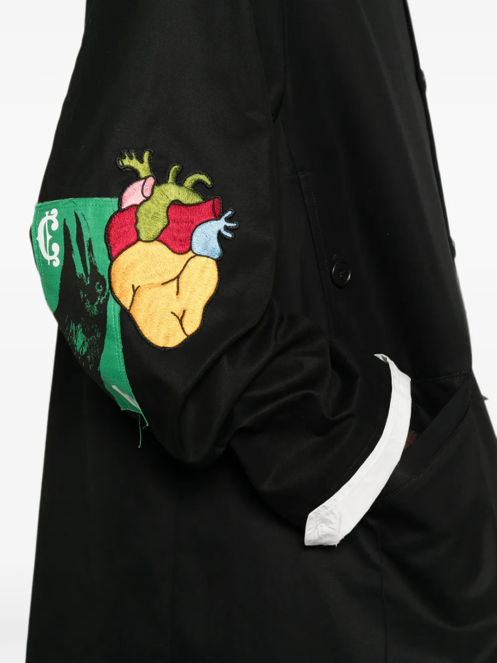 Undercover Jas met enkele rij knopen en grafische patch Zwart