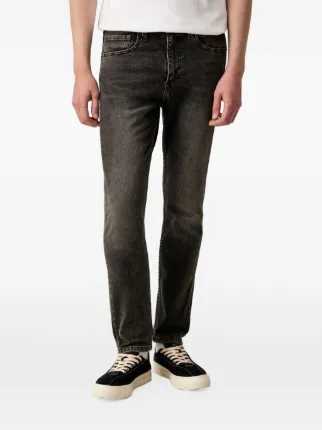 Levi's