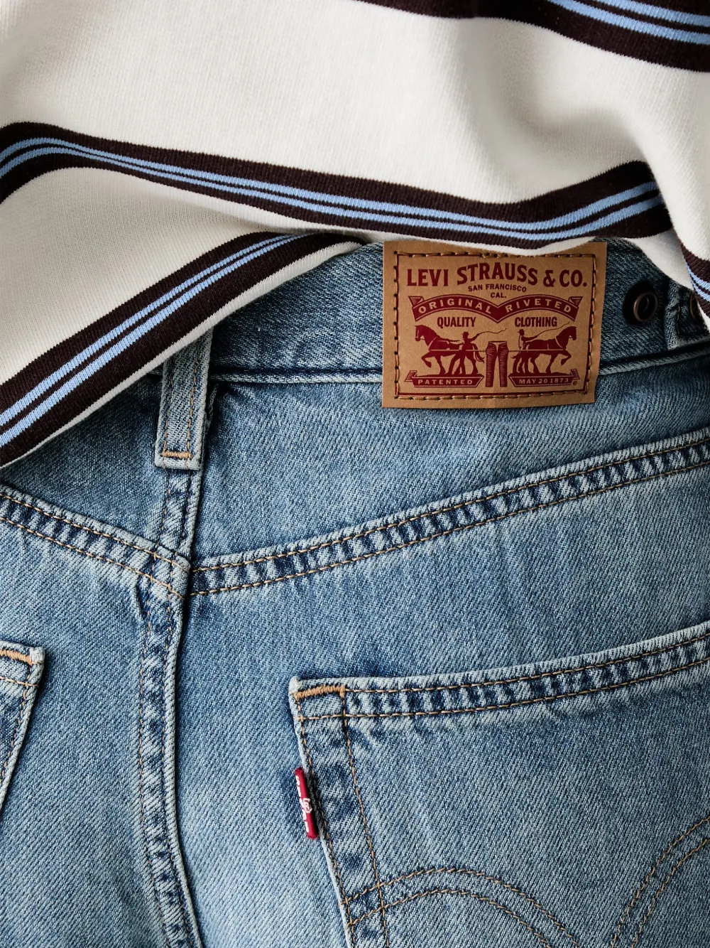 Levi's Cinch faded-effect denim shorts Blauw
