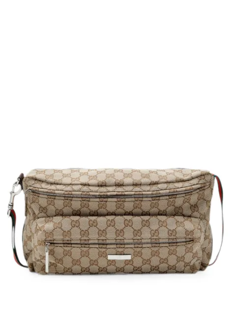 Gucci medium Tag GG Supreme messenger bag