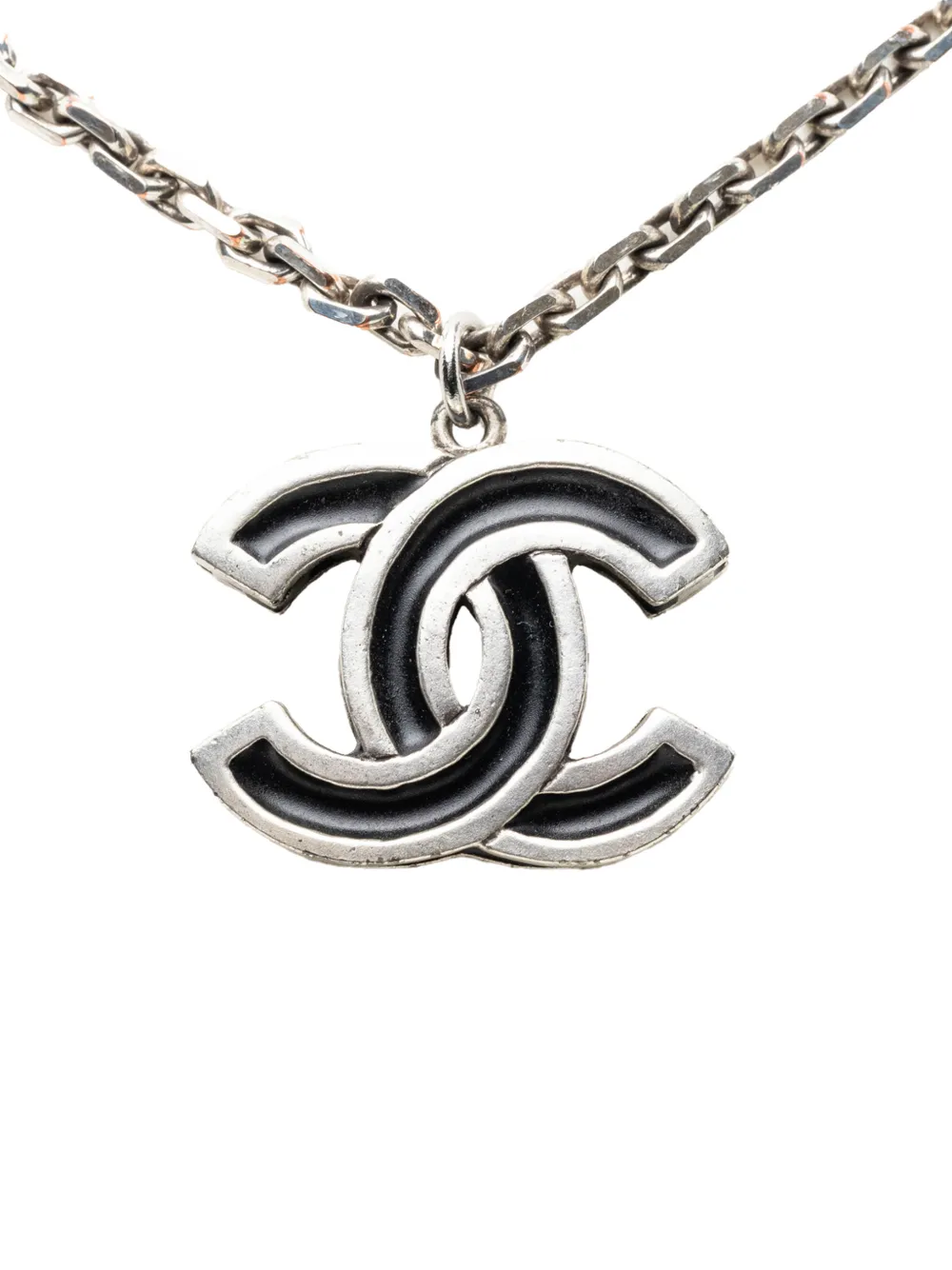 CHANEL Pre-Owned 2004 CC Brass Enamel Pendant Necklace costume necklace - Black