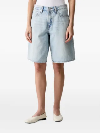 Levi's