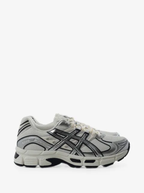 ASICS Gel-Stratus MC mesh panelled sneakers