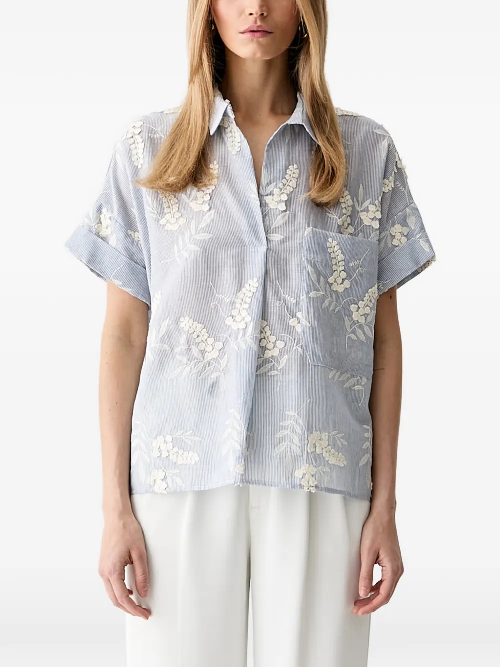 VICOLO floral-embroidered striped top - Blau