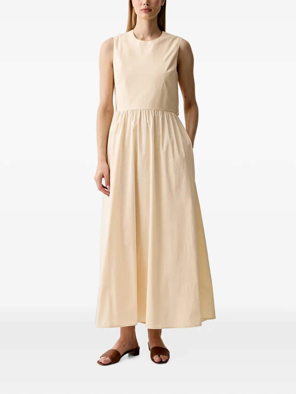 Benetton Mouwloze midi-jurk met gesmockte taille en uitgesneden details Wit
