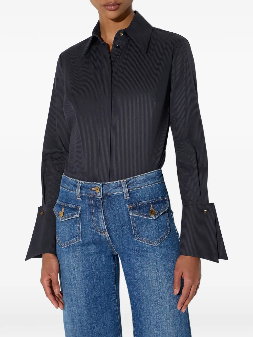 Elisabetta Franchi Gestreepte blouse met oversized manchetten Zwart