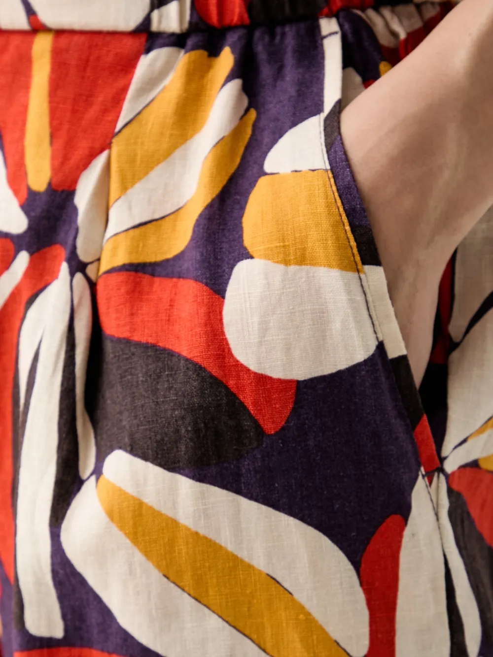 Benetton Broek met bloemenprint en toelopende pijpen Paars