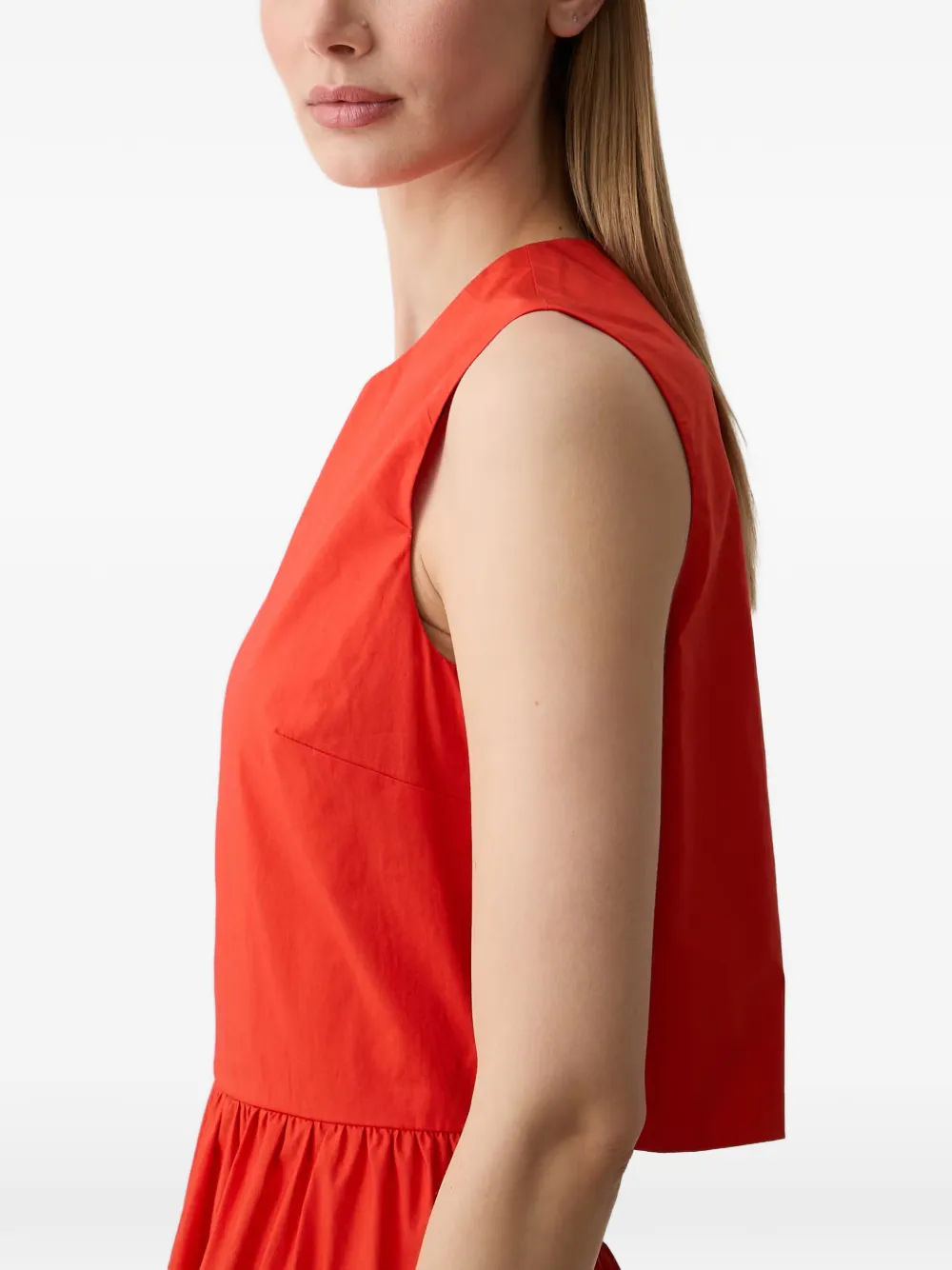 Benetton Mouwloze midi-jurk met gesmockte taille en uitgesneden details Rood