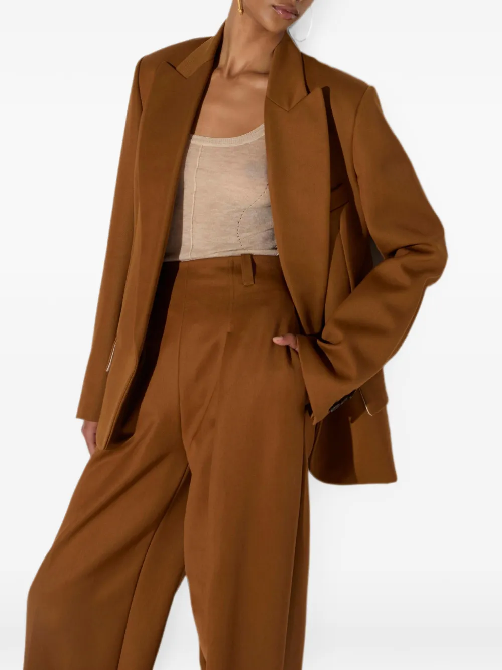 Elisabetta Franchi Pak met enkele rij knopen Bruin