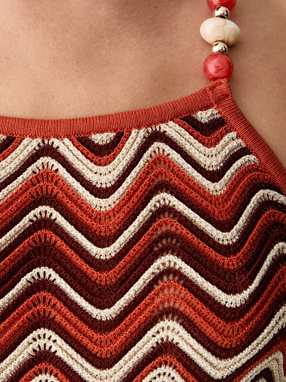 Morgan Gebreide midi-jurk met zigzag-patroon en verfraaid met kralen Oranje