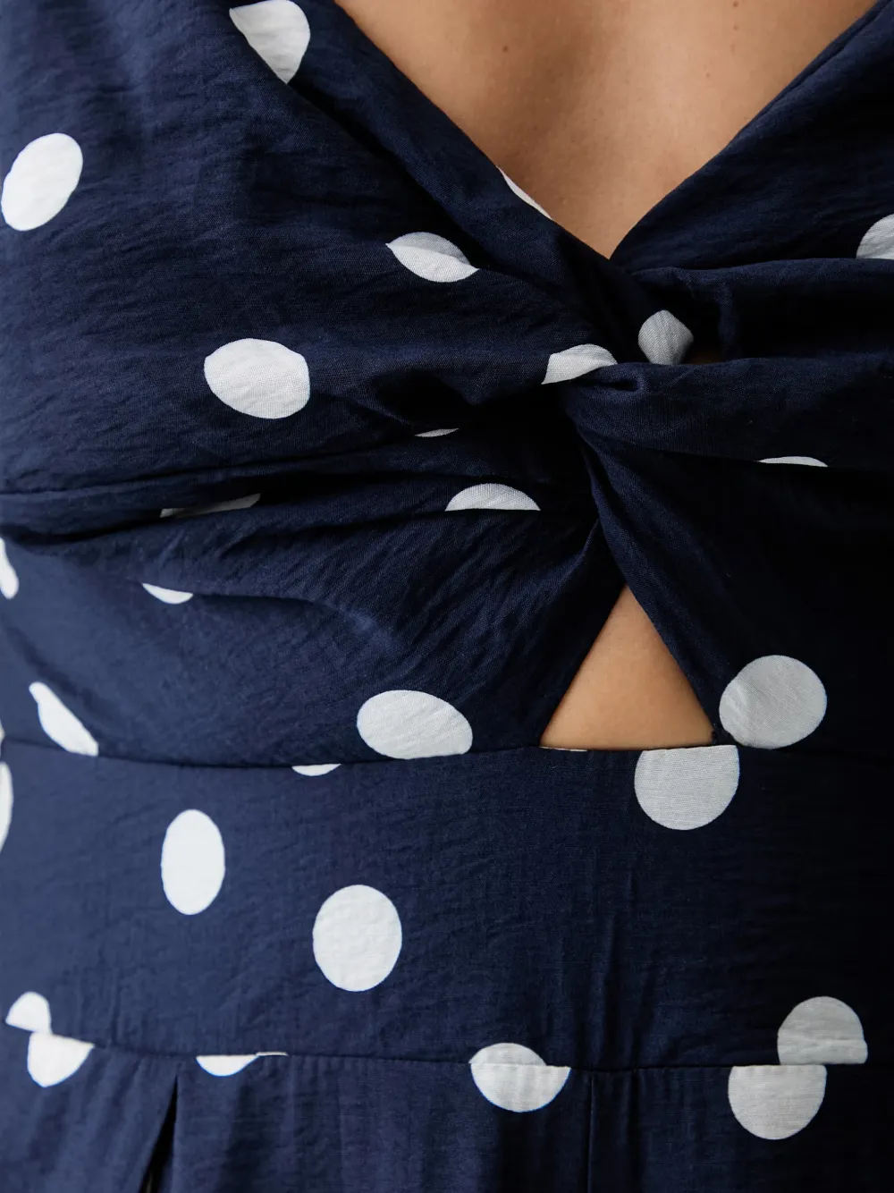 Morgan Jumpsuit met stippen en gedraaid detail Blauw