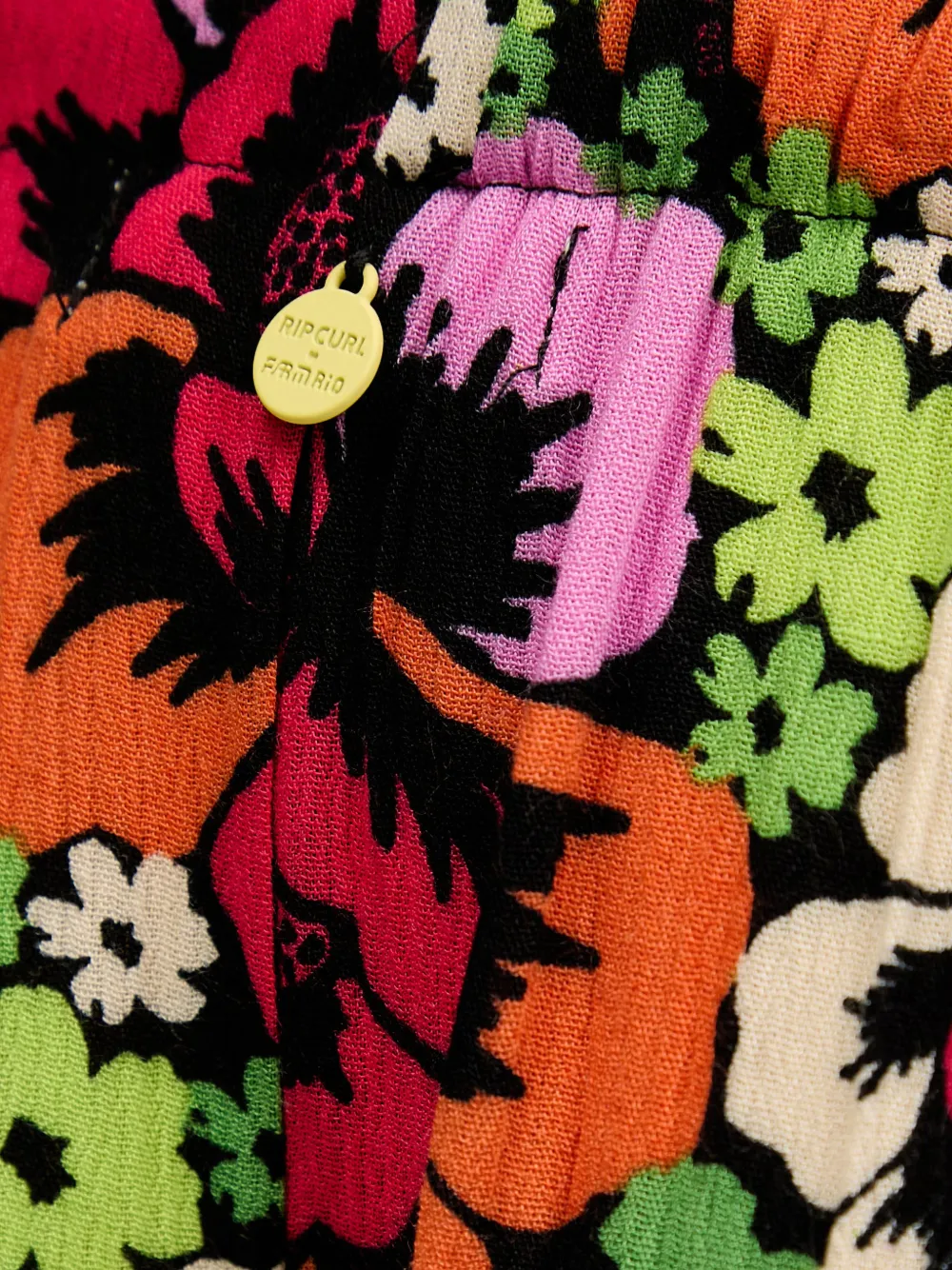 Rip Curl x FARM Rio Blooming broek met wijde pijpen en bloemenprint Zwart