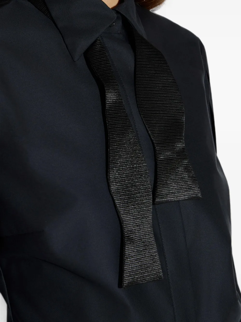 Elisabetta Franchi Katoenen blouse met vlinderdas Zwart