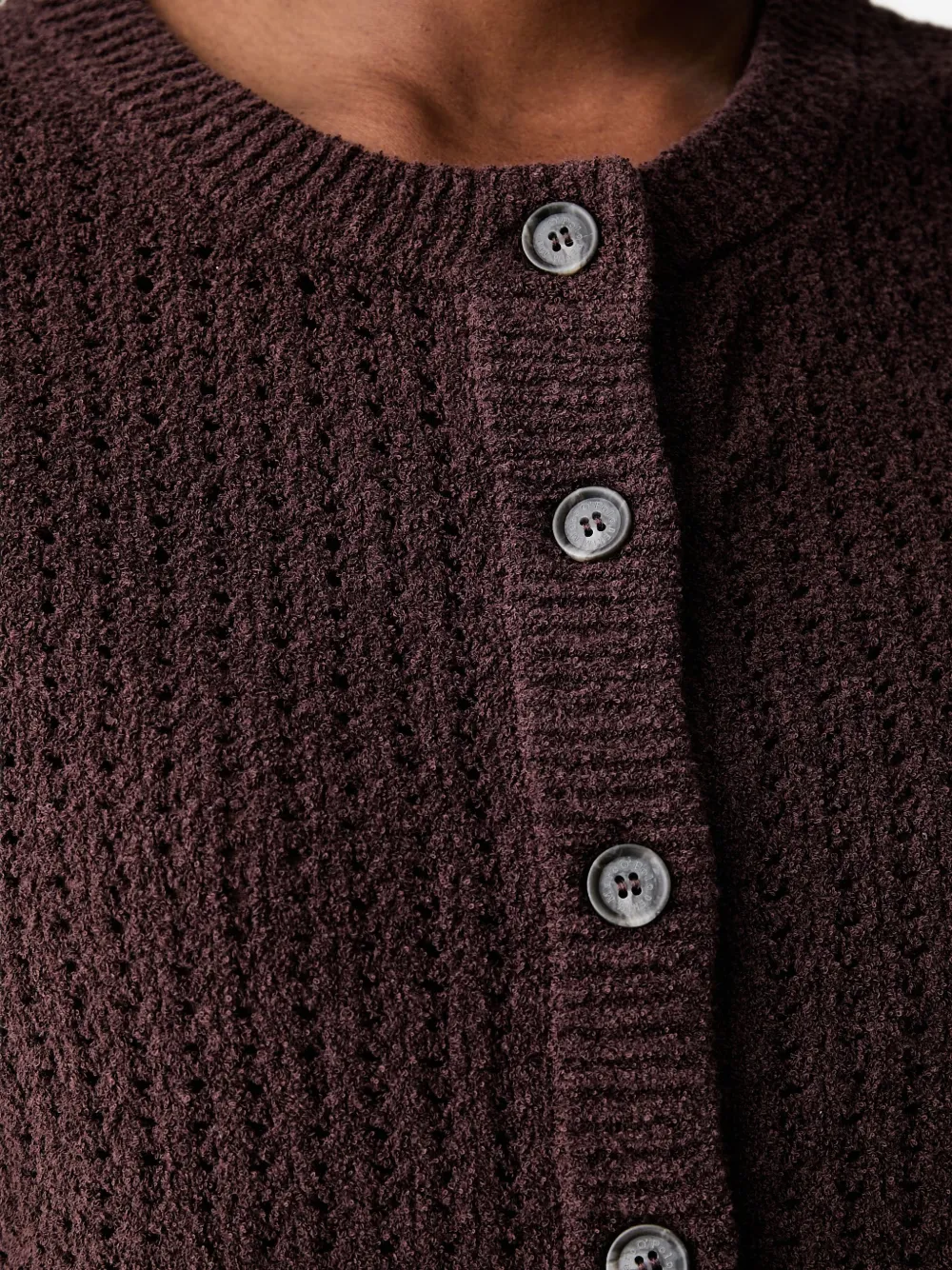 Marc O'Polo Pointelle gebreid vest met knopen Bruin