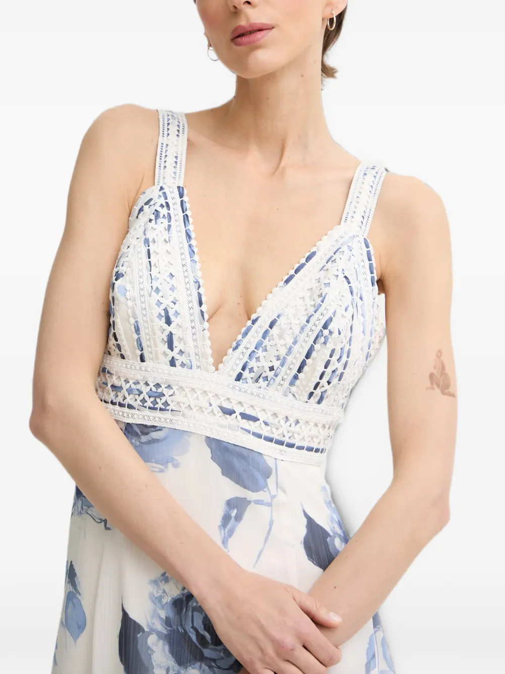 GUESS USA Maxi-jurk met bloemen-print en ruches Wit