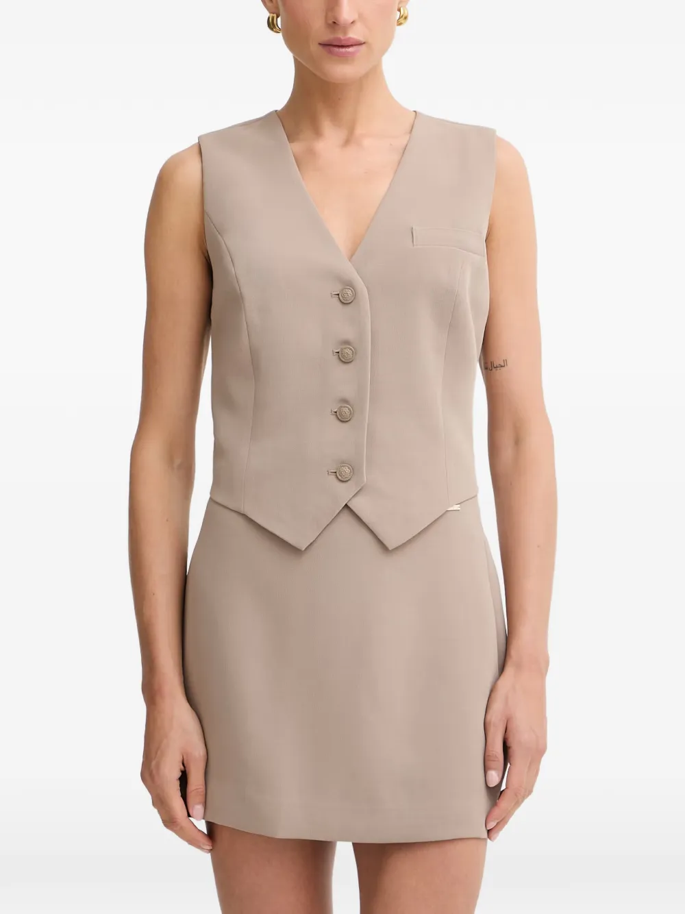 GUESS USA button-up sleeveless waistcoat