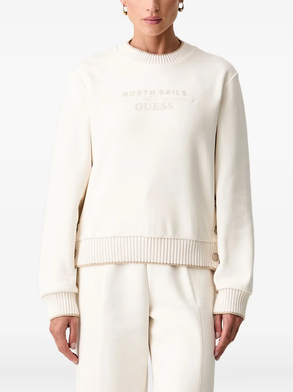 GUESS USA button-detail logo-print sweater - Nude