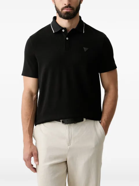 GUESS USA polo con cuello con ribete y parche del logo