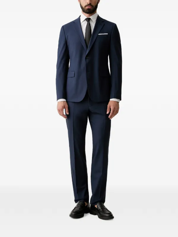 single breasted notch lapel suit