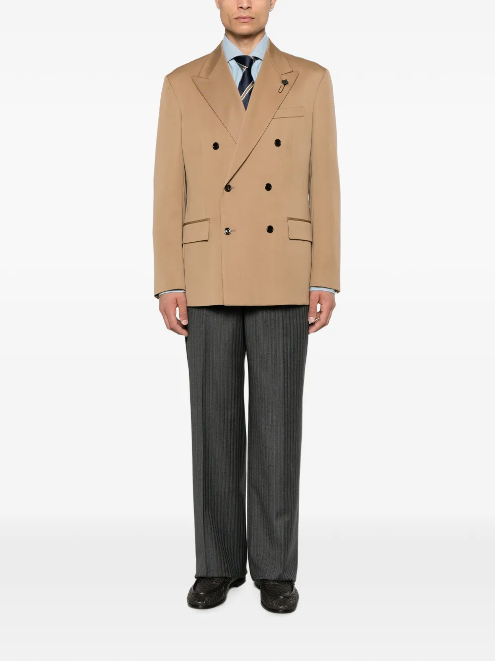 Lardini Blazer met dubbele rij knopen Beige