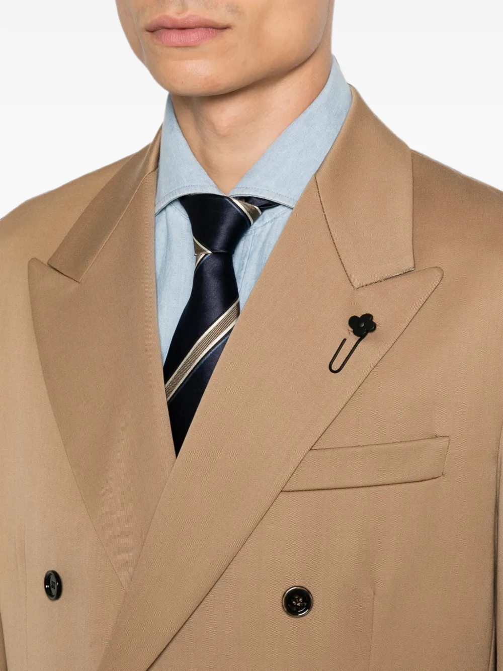 Lardini Blazer met dubbele rij knopen Beige