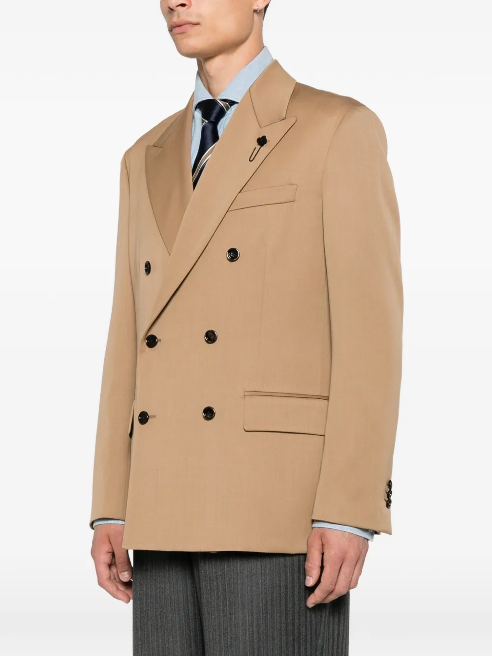 Lardini Blazer met dubbele rij knopen Beige