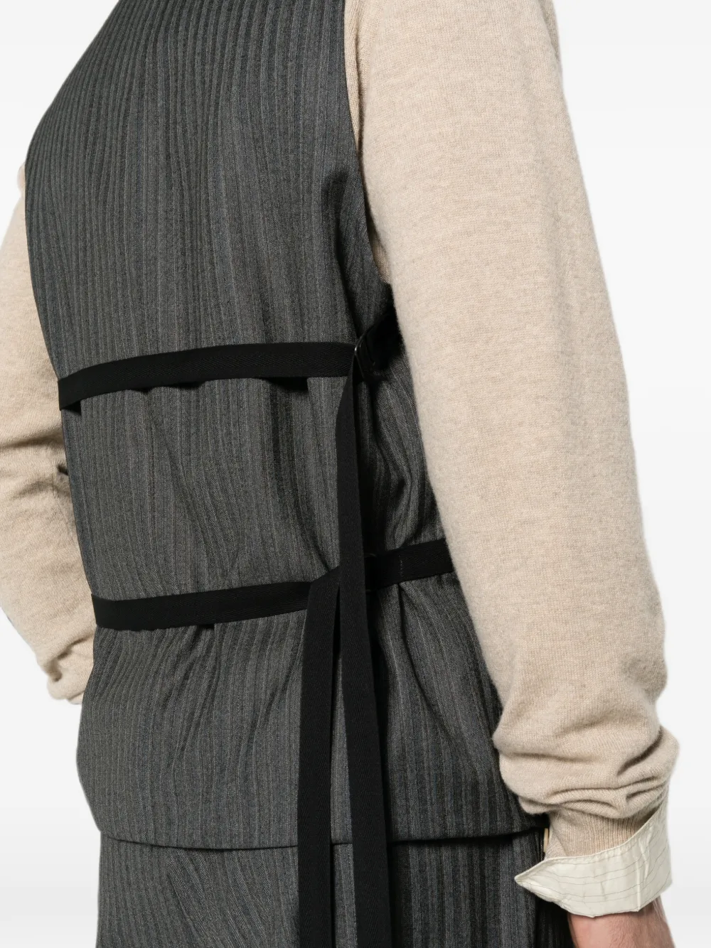 Reveres 1949 Bodywarmer met gespbandje en krijtstreep Grijs