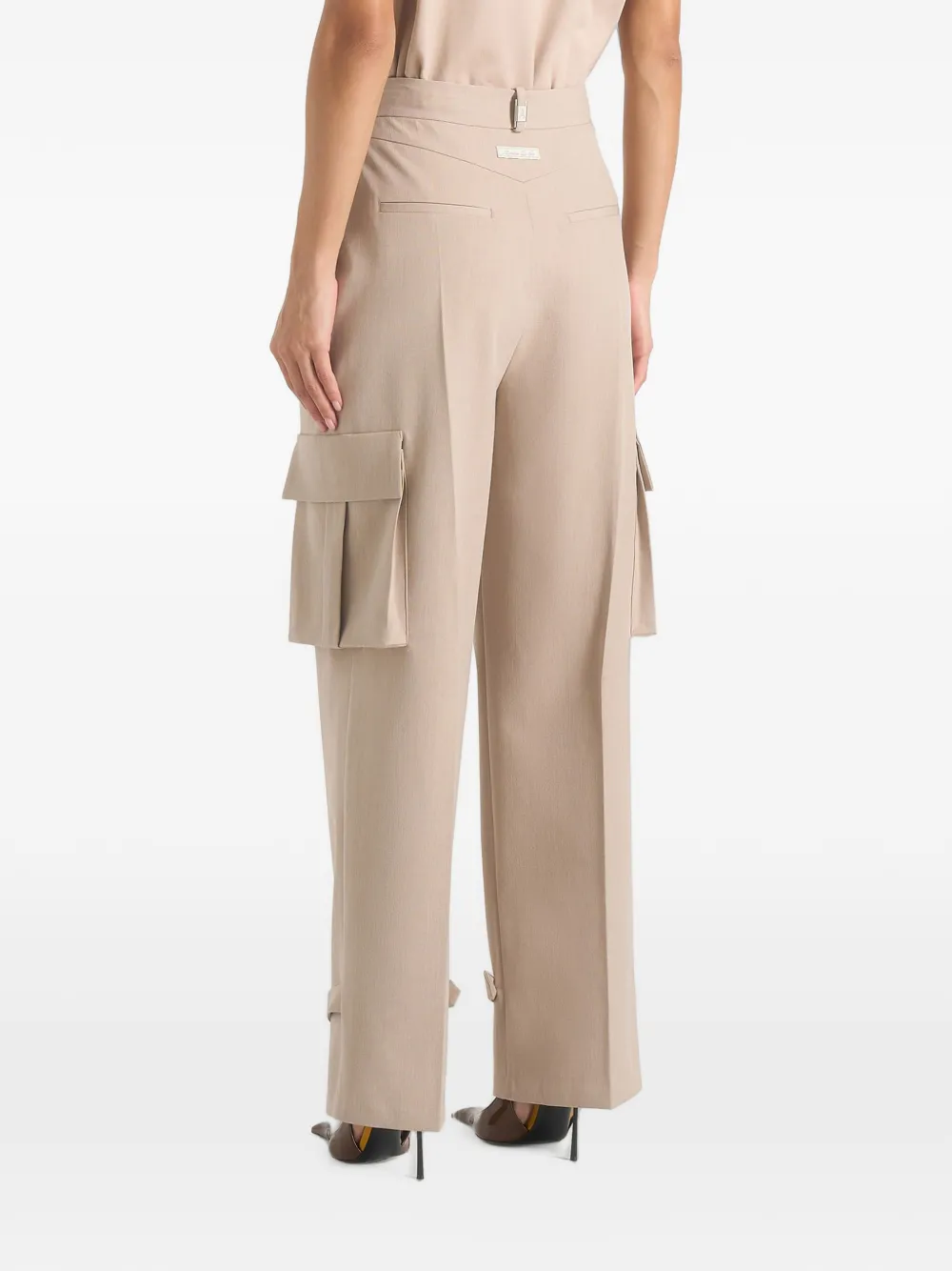 Manière De Voir Danielle getailleerde cargobroek met plooien Beige