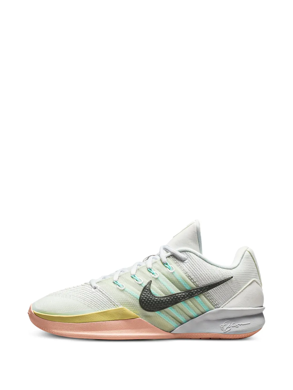Nike Sabrina 3 sneakers Beige