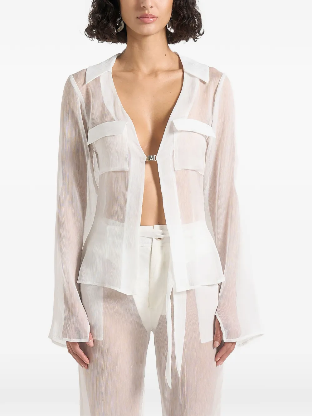 Manière De Voir sheer shirt with clasp - white - Weiß