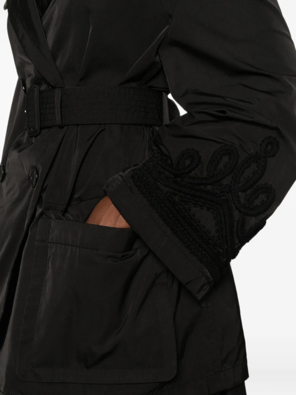 Ermanno Scervino Embroidered Double-breasted Coat In Pattern