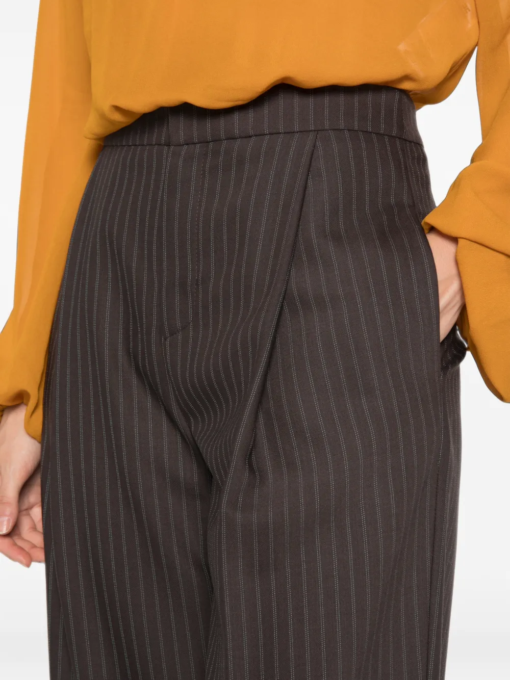 Elisabetta Franchi Broek met krijtstreep en manchetten Bruin