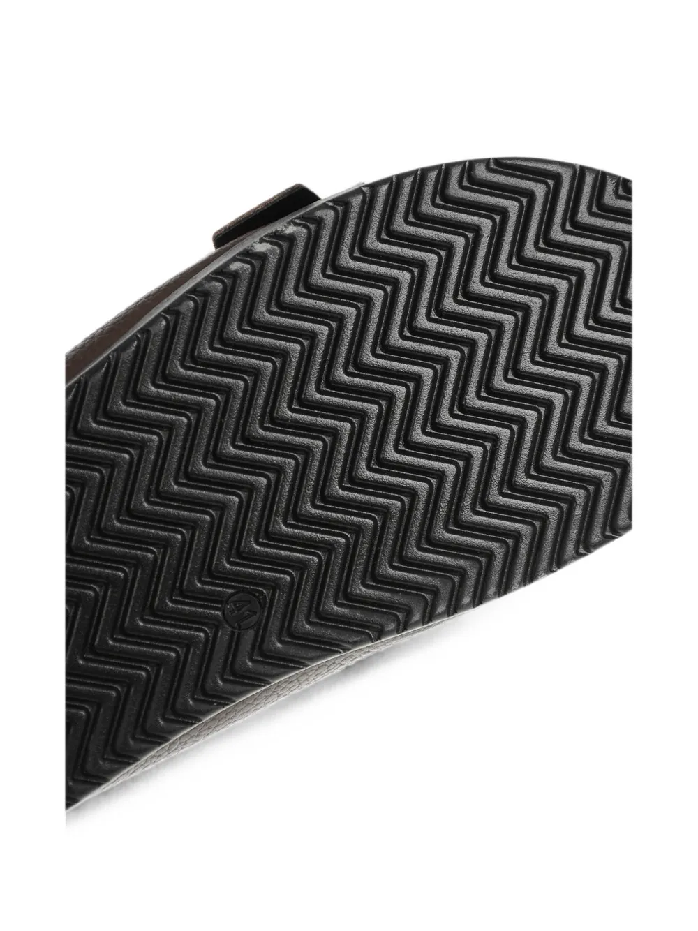 Corneliani pebbled leather buckle sandals Bruin