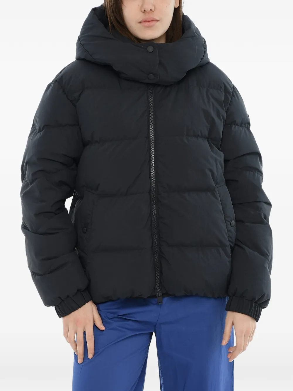 Woolrich Quilted Hooded Jacket In Schwarz