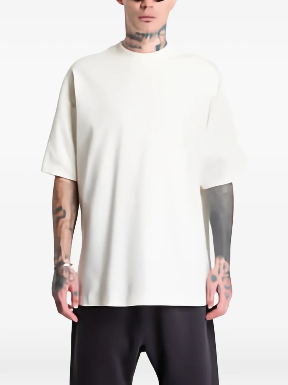 Essentials Signature 90's T-shirt In Neutrals