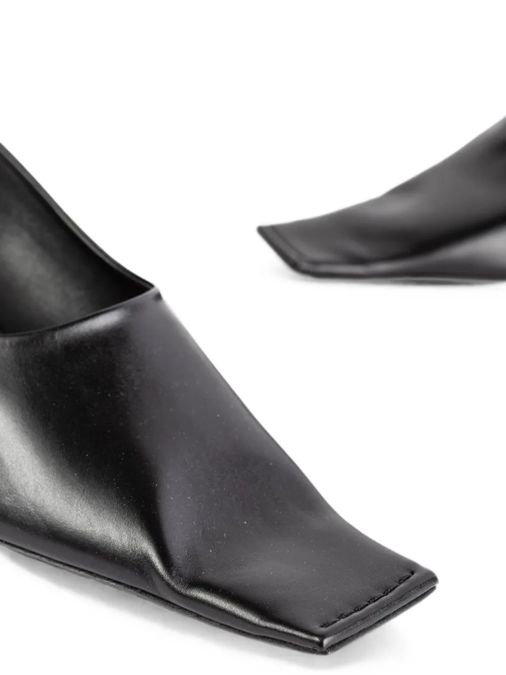 KHAITE Marlene square-toe pumps Zwart