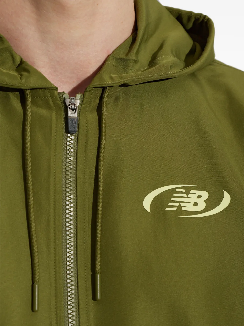 New Balance logo-print hooded jacket Groen