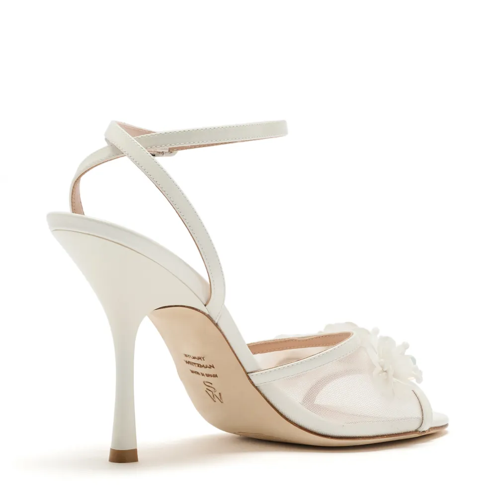 Stuart Weitzman floral-appliqué buckle-fastening sandals Wit